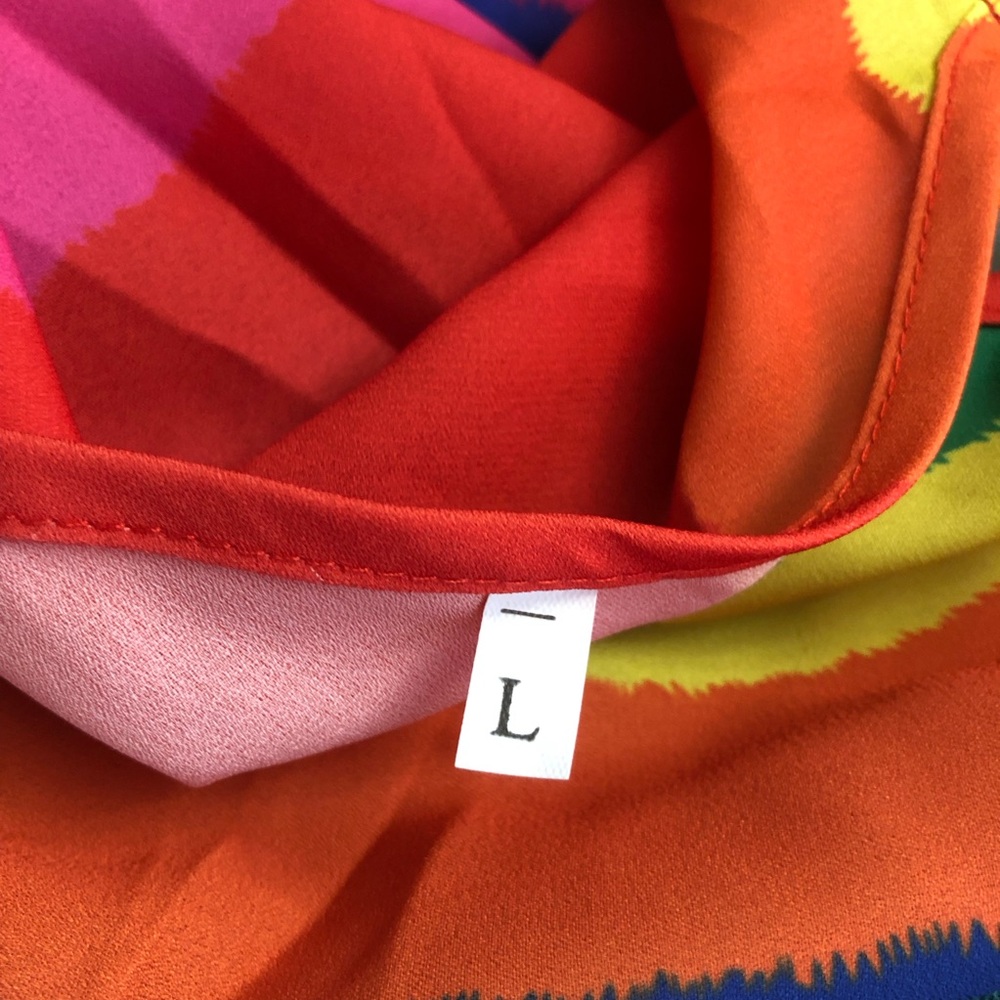 ☀️🏖️Multicolor top Size L🏝️☀️ - Picture 2 of 2